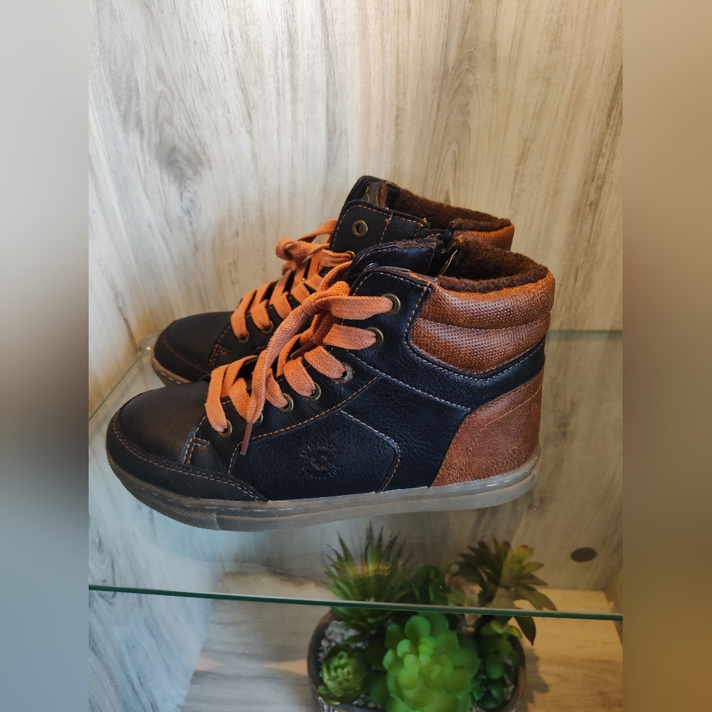 B52 by Bullboxer Funny high-top sneaker size 5mLB's Beast